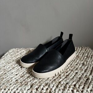 Vionic Uptown A-Line Loafer (Black) - Size 7 (women)